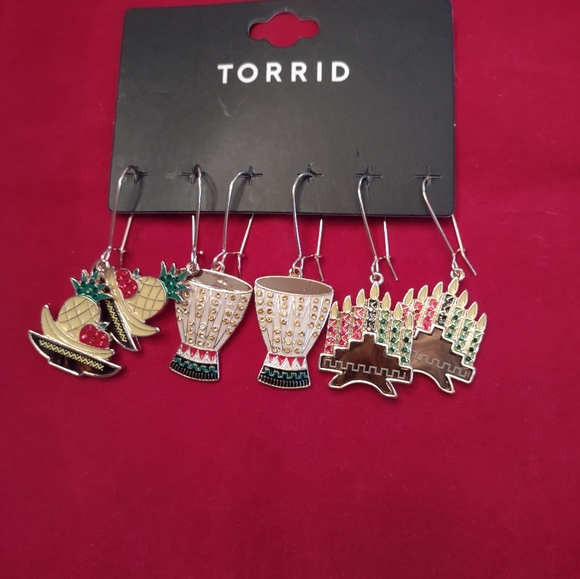 Brand New Earrings Kwanza Theme - Picture 3 of 4